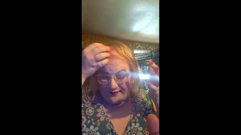 cumslut_transgender online show from April 27, 2026, 7:23 pm