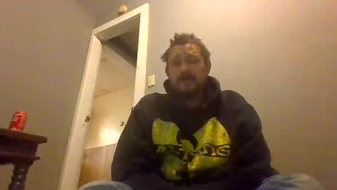 Snapshot of cuntreeboy68 chatting on December 7, 2024, 3:47 am Bash online show from December 7, 2024, 3:47 am