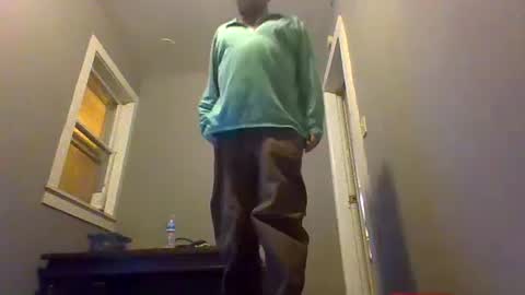 Snapshot of cuntreeboy68 chatting on December 15, 2024, 4:07 am Bash online show from December 15, 2024, 4:07 am