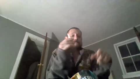 Snapshot of cuntreeboy68 chatting on January 19, 2025, 1:32 am Bash online show from January 19, 2025, 1:32 am