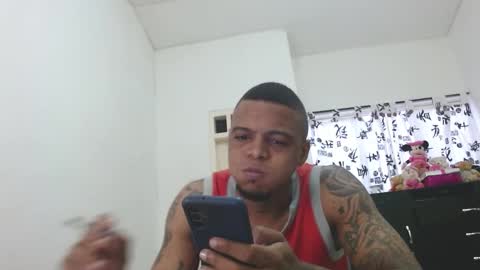 Snapshot of cuplex_hotlatina94 chatting on January 5, 2025, 11:26 am dominic and julieta... independent models online show from January 5, 2025, 11:26 am