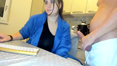 Snapshot of cuplu29 chatting on October 22, 2025, 10:31 pm maria alex online show from October 22, 2025, 10:31 pm