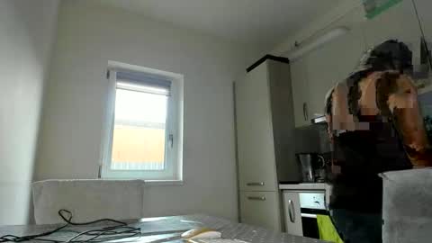 Snapshot of cuplu29 chatting on November 19, 2025, 12:27 pm maria alex online show from November 19, 2025, 12:27 pm