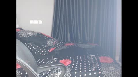 chloe online show from January 17, 2025, 10:23 pm