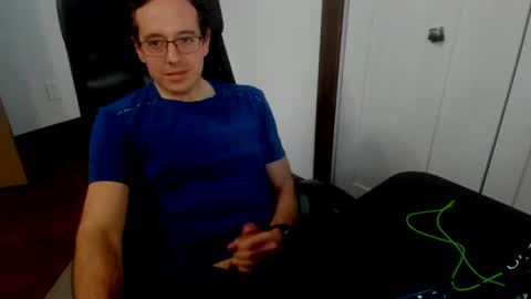 curious_10 online show from January 21, 2025, 8:21 pm