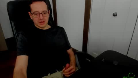 curious_10 online show from February 23, 2025, 2:46 pm