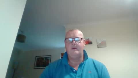 Snapshot of curiousax77 chatting on December 5, 2024, 10:23 am curiousax77 online show from December 5, 2024, 10:23 am