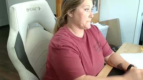 Snapshot of curiouscouple3143 chatting on February 4, 2025, 4:29 pm curious couple online show from February 4, 2025, 4:29 pm