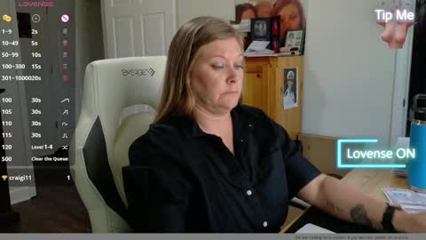 Snapshot of curiouscouple3143 chatting on March 12, 2025, 5:38 pm curious couple online show from March 12, 2025, 5:38 pm