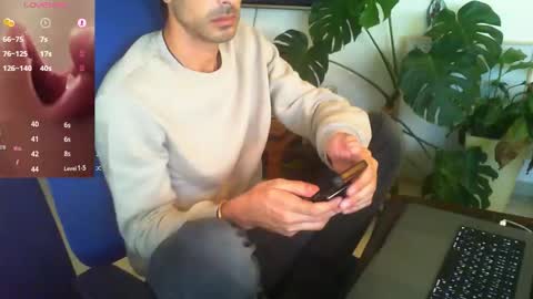 Snapshot of curiousgenie chatting on October 8, 2025, 2:47 pm curiousgenie online show from October 8, 2025, 2:47 pm