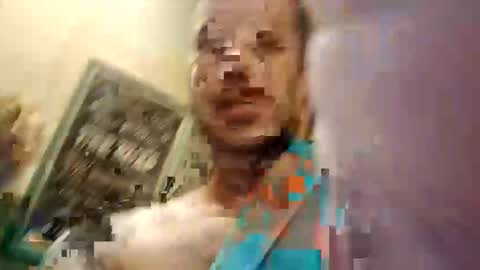 Snapshot of curiousguyhere6 chatting on June 10, 2026, 10:19 pm curiousguyhere6 online show from June 10, 2026, 10:19 pm