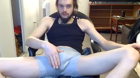 curiouss25 online show from November 6, 2025, 7:53 am