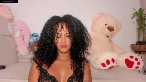 Curly  -  OF- CURLY SWEETT online show from June 5, 2026, 11:27 am