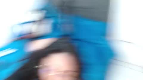 curlybutterfly online show from October 24, 2025, 10:39 pm