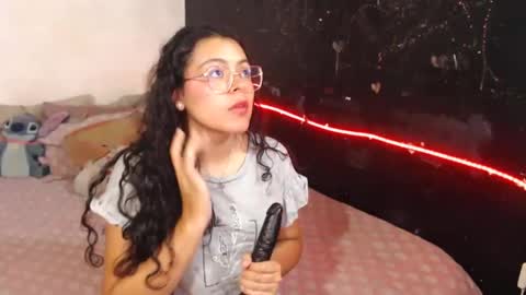 Snapshot of curlycool chatting on January 31, 2025, 2:58 am Max and Cata online show from January 31, 2025, 2:58 am