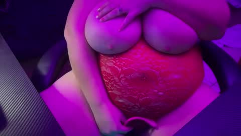 Kay online show from September 28, 2025, 11:54 pm