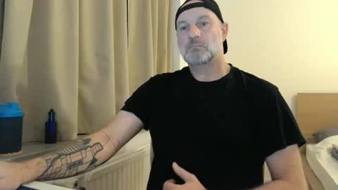 Curman85 online show from October 12, 2025, 10:09 pm