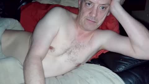 curvelover1977 online show from June 4, 2026, 3:23 am