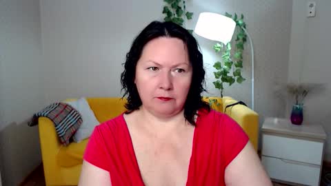 Snapshot of curvy_girlz chatting on November 18, 2025, 4:22 pm curvy_girlz online show from November 18, 2025, 4:22 pm