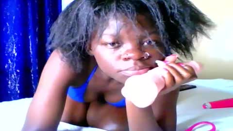 curvyjoan online show from February 18, 2025, 8:27 am