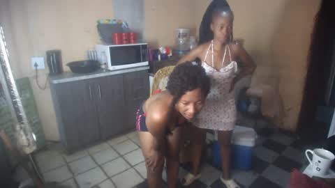 curvypear76x online show from September 22, 2025, 8:16 am