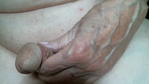 Snapshot of cutandwaxed2 chatting on May 25, 2026, 12:22 pm BI SMOOTH MATURE SUB online show from May 25, 2026, 12:22 pm