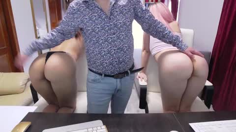 Snapshot of cute00kiara chatting on February 26, 2025, 12:58 pm and follow twittercute00kiara2 online show from February 26, 2025, 12:58 pm