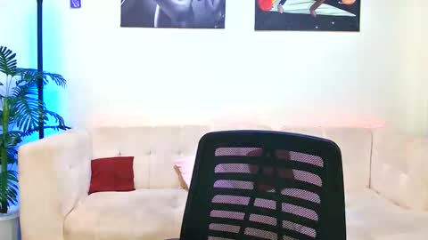 cute annah online show from October 26, 2025, 3:23 am