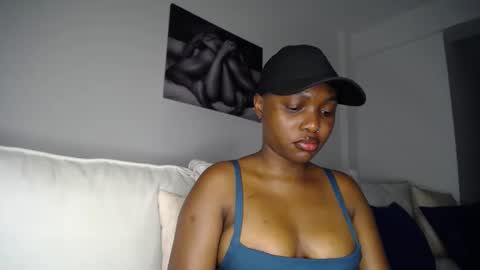 Liya online show from January 9, 2025, 2:01 am