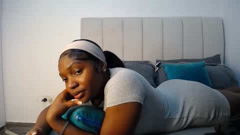 Liya online show from October 28, 2025, 2:15 am