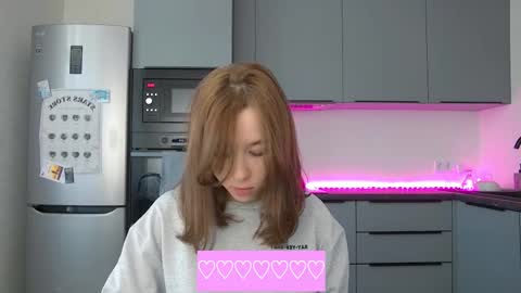 Amanda online show from October 21, 2025, 9:10 am