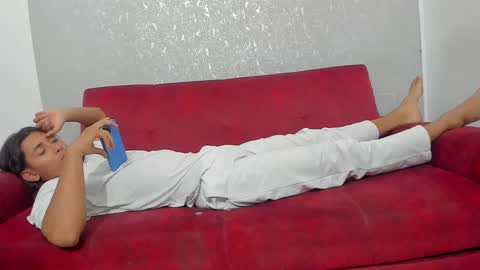 ARTURO-18  MATIAS-18  NIKOLAY-19  HADES-18  GABO-19 online show from September 30, 2025, 7:52 pm