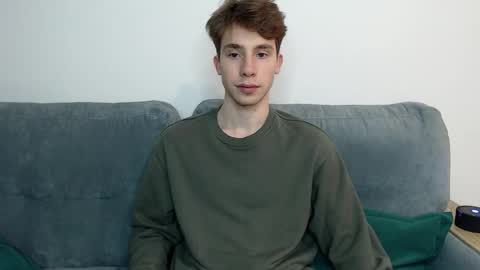 Snapshot of cute_brian chatting on November 21, 2025, 5:33 pm Im Brian online show from November 21, 2025, 5:33 pm