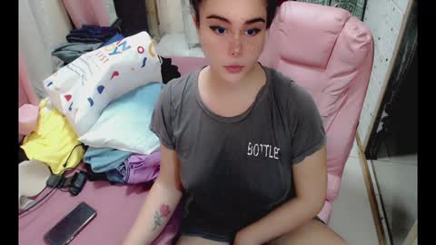 Snapshot of cute_candace chatting on December 17, 2024, 5:36 pm indianadollbaby online show from December 17, 2024, 5:36 pm