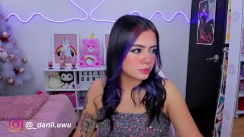 Snapshot of cute_dani__ chatting on December 24, 2024, 9:28 am Dani online show from December 24, 2024, 9:28 am