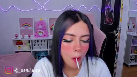 Snapshot of cute_dani__ chatting on January 28, 2025, 9:30 am Dani online show from January 28, 2025, 9:30 am