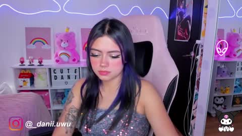 Snapshot of cute_dani__ chatting on February 5, 2025, 6:37 pm Dani online show from February 5, 2025, 6:37 pm