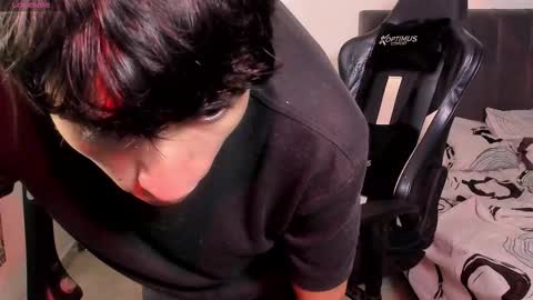 Diego online show from December 1, 2025, 11:10 pm