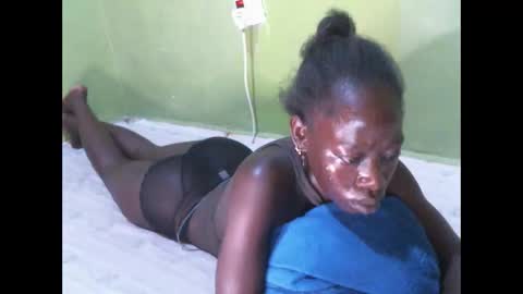 Snapshot of cute_doria chatting on October 8, 2025, 2:53 am cute_doria online show from October 8, 2025, 2:53 am