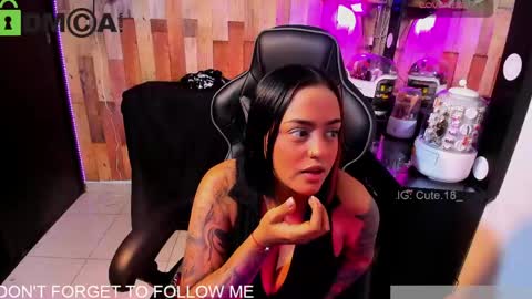    Independent Model online show from April 15, 2026, 2:29 am