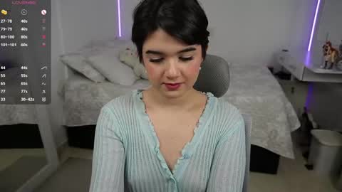 Cute online show from April 8, 2026, 5:24 pm