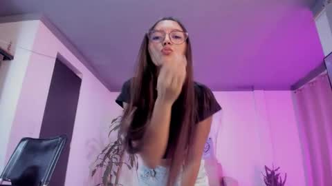 Bella Fox online show from November 24, 2025, 12:49 pm