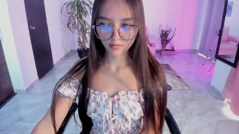 Bella Fox online show from April 7, 2026, 3:01 pm