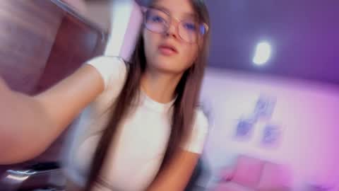 Bella Fox online show from April 11, 2026, 2:21 pm