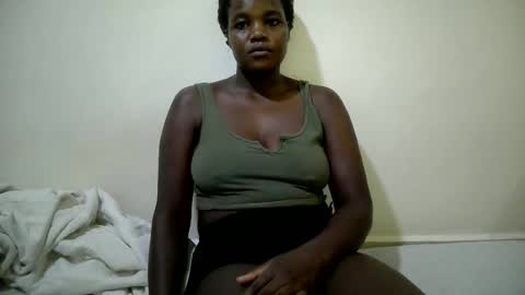 cute_heaven online show from September 19, 2025, 12:02 am