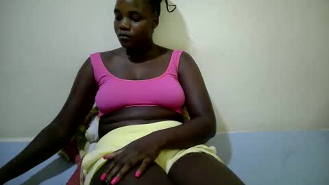 cute_heaven online show from September 22, 2025, 4:42 pm