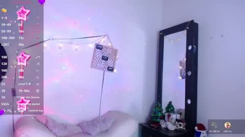 Cute horny1 online show from November 18, 2025, 1:55 am