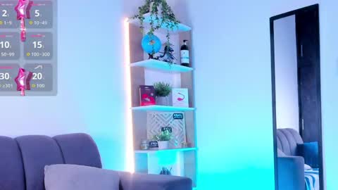 Cute horny1 online show from April 16, 2026, 11:22 am