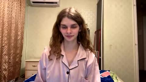 cute_kitte online show from September 30, 2025, 6:35 pm