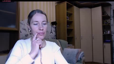 cute_lion_ online show from February 18, 2026, 2:57 pm